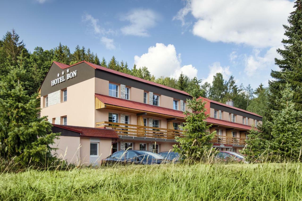 Hotel Bon Tanvald Exterior foto